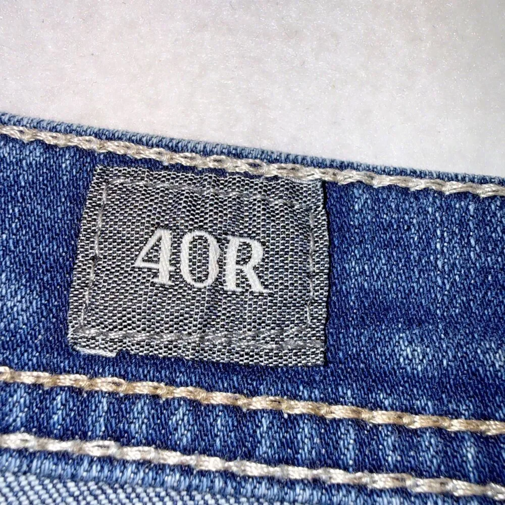 BKE Tyler Simply Straight Jeans Mens 40R Medium Wash Denim Relaxed Straight